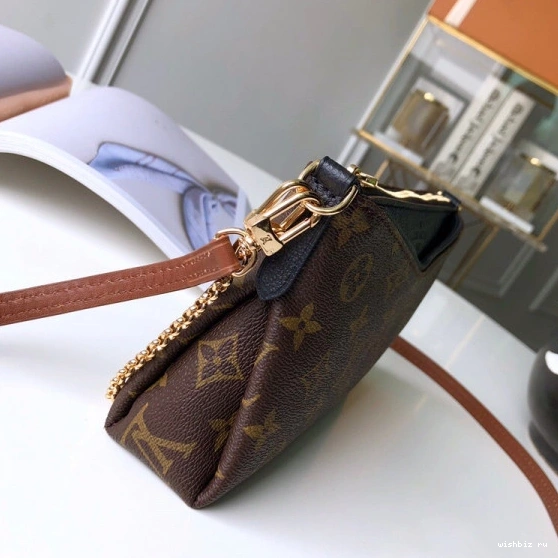 WIS CHANELUTCH Vuitton Louis PALLAS 0729